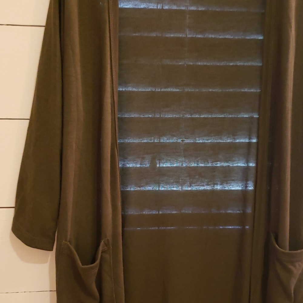 Cardigan - Picture 2 of 4